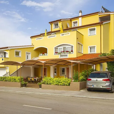 Πανσιόν Justic 3*